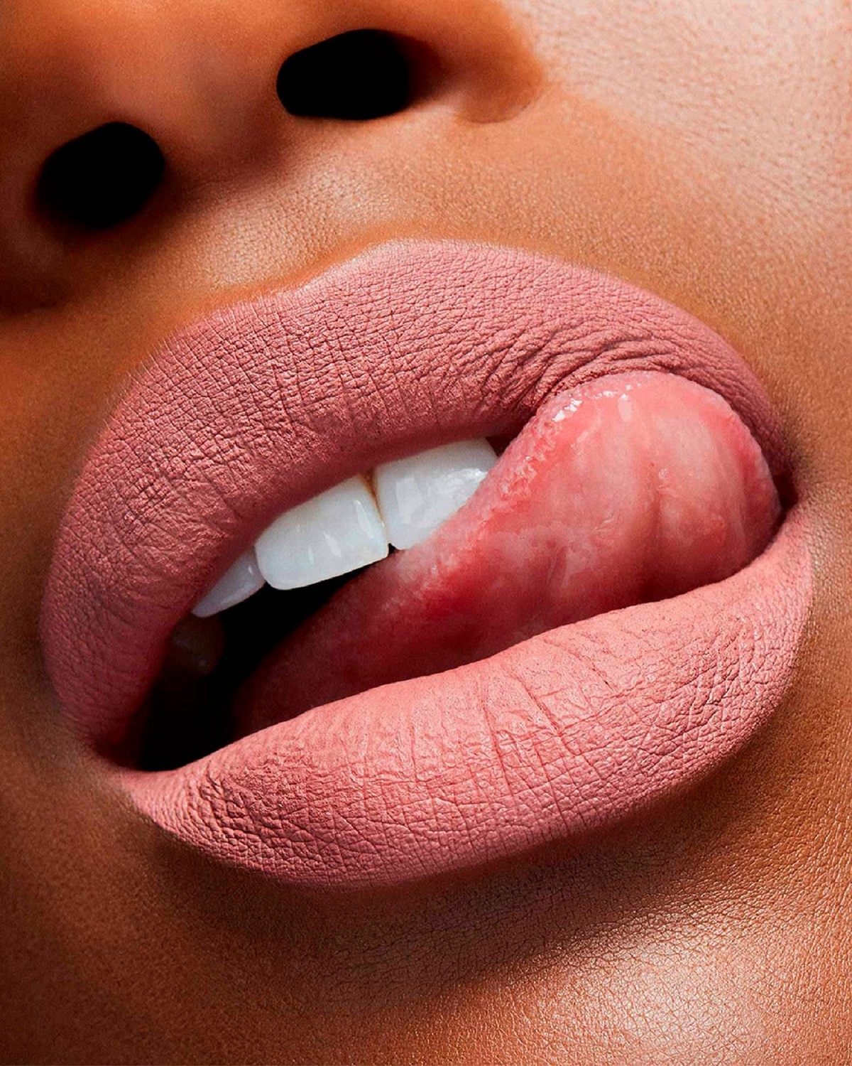 M·A·C LOCKED KISS INK (LABIAL LÍQUIDO MATE)